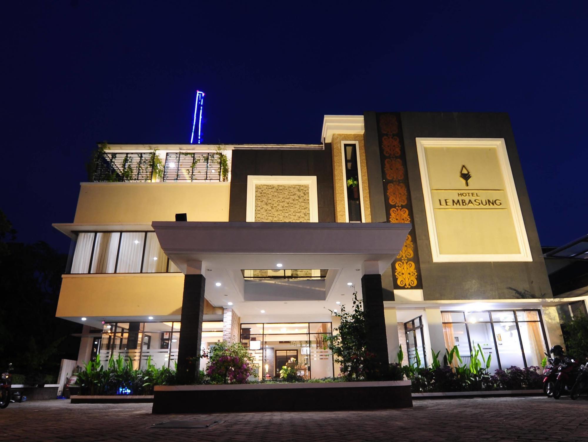 Lembasung Boutique Syariah Hotel Tarakan Dış mekan fotoğraf